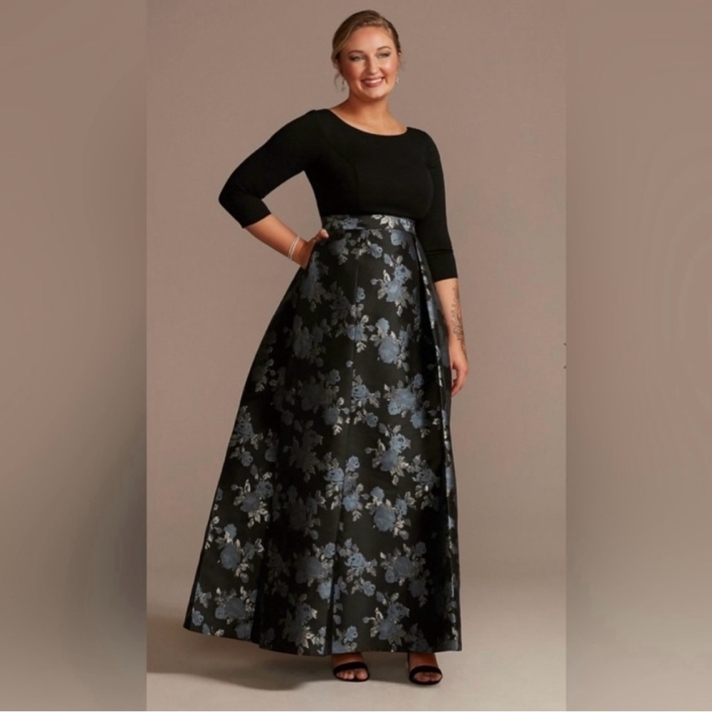 Oleg Cassini Black and Gray Dress